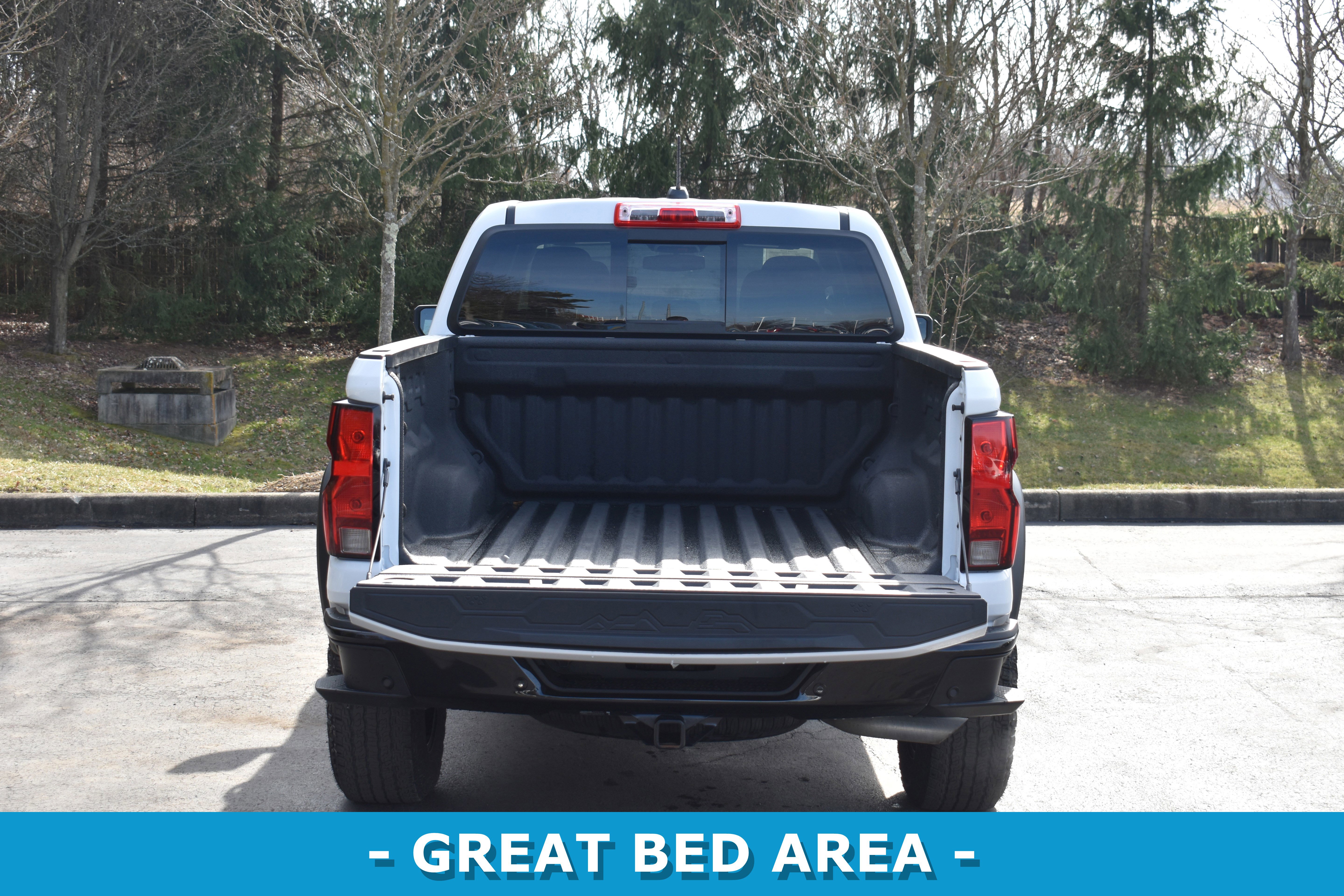 Used 2024 Chevrolet Colorado Trail Boss w/ Advanced Trailering Package image 22