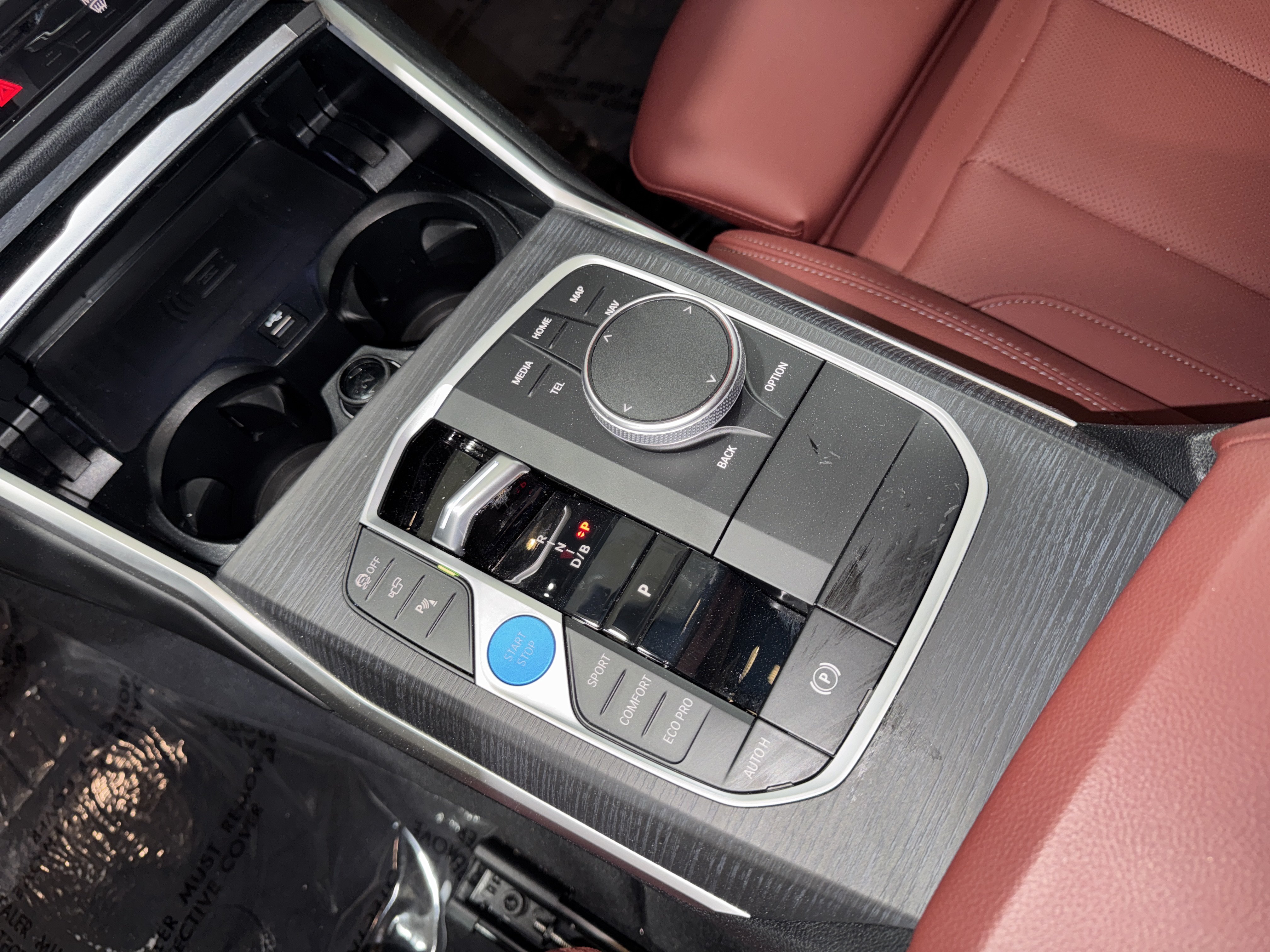 Used 2025 BMW i4 eDrive40 w/ Premium Package RWD image 25