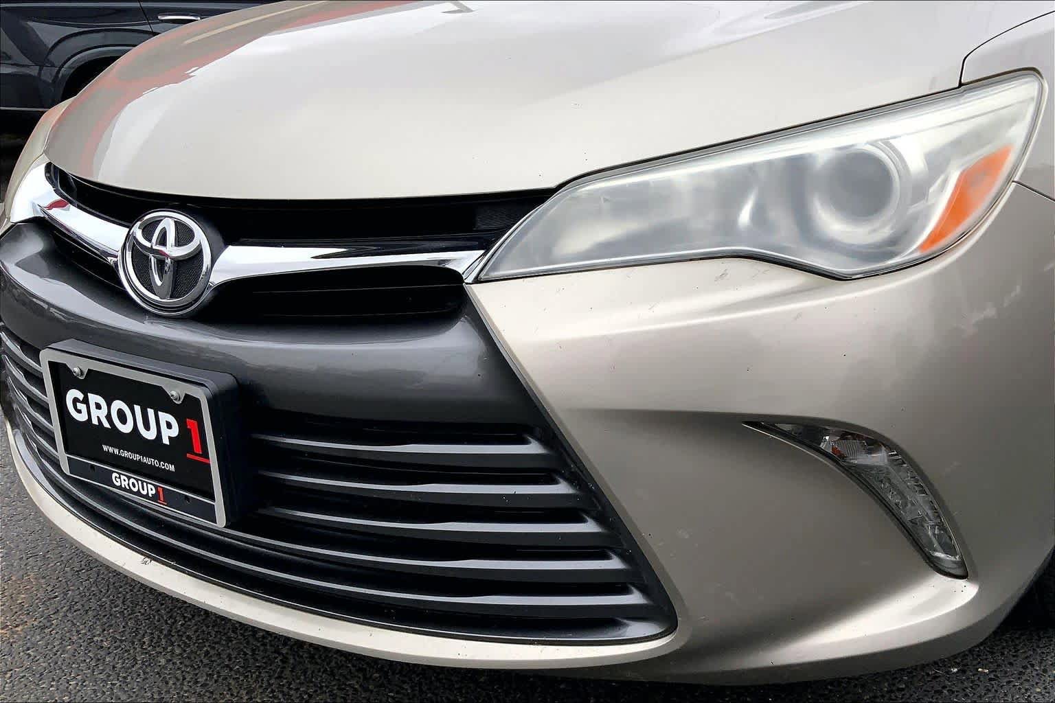 Used 2017 Toyota Camry XLE FWD image 30