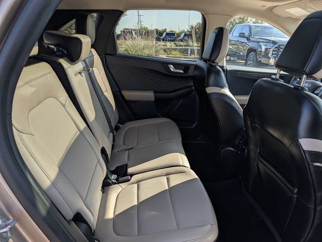 Used 2020 Ford Escape Titanium AWD/4WD image 31