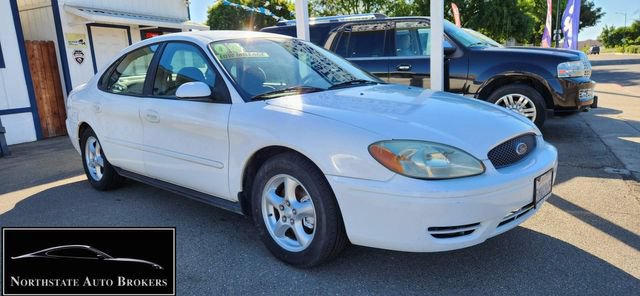 Used 2004 Ford Taurus SES FWD image 2