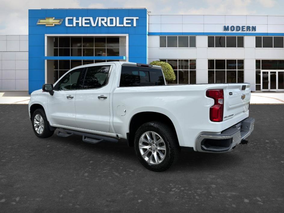 Used 2021 Chevrolet Silverado 1500 LTZ w/ Safety Package II AWD/4WD image 3