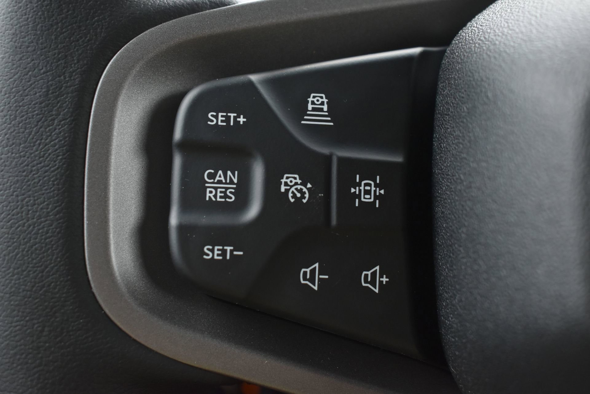 New 2025 Ford Bronco Badlands image 14