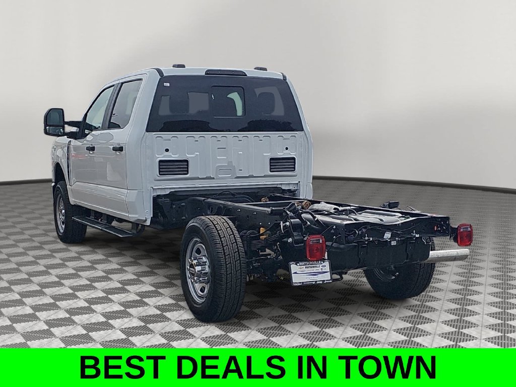 New 2026 Ford F350 XL w/ XL Chrome Package AWD/4WD image 5