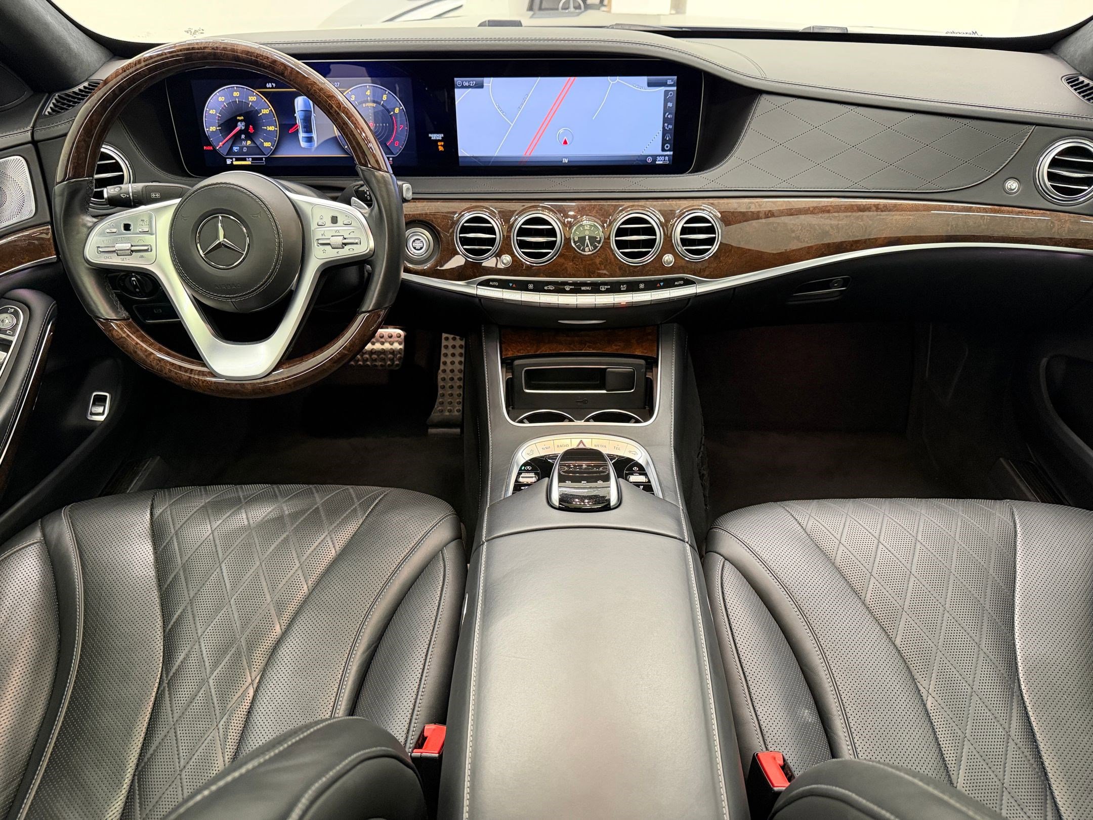 Used 2018 Mercedes-Benz S 560 4MATIC Sedan image 25