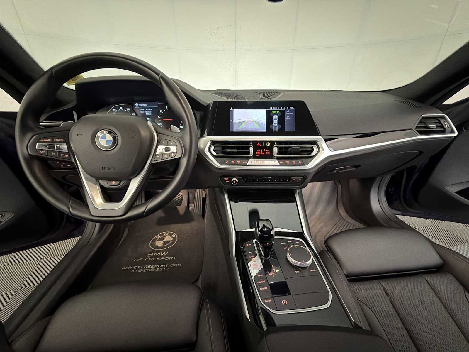 Used 2022 BMW 230i Coupe w/ Convenience Package RWD image 15