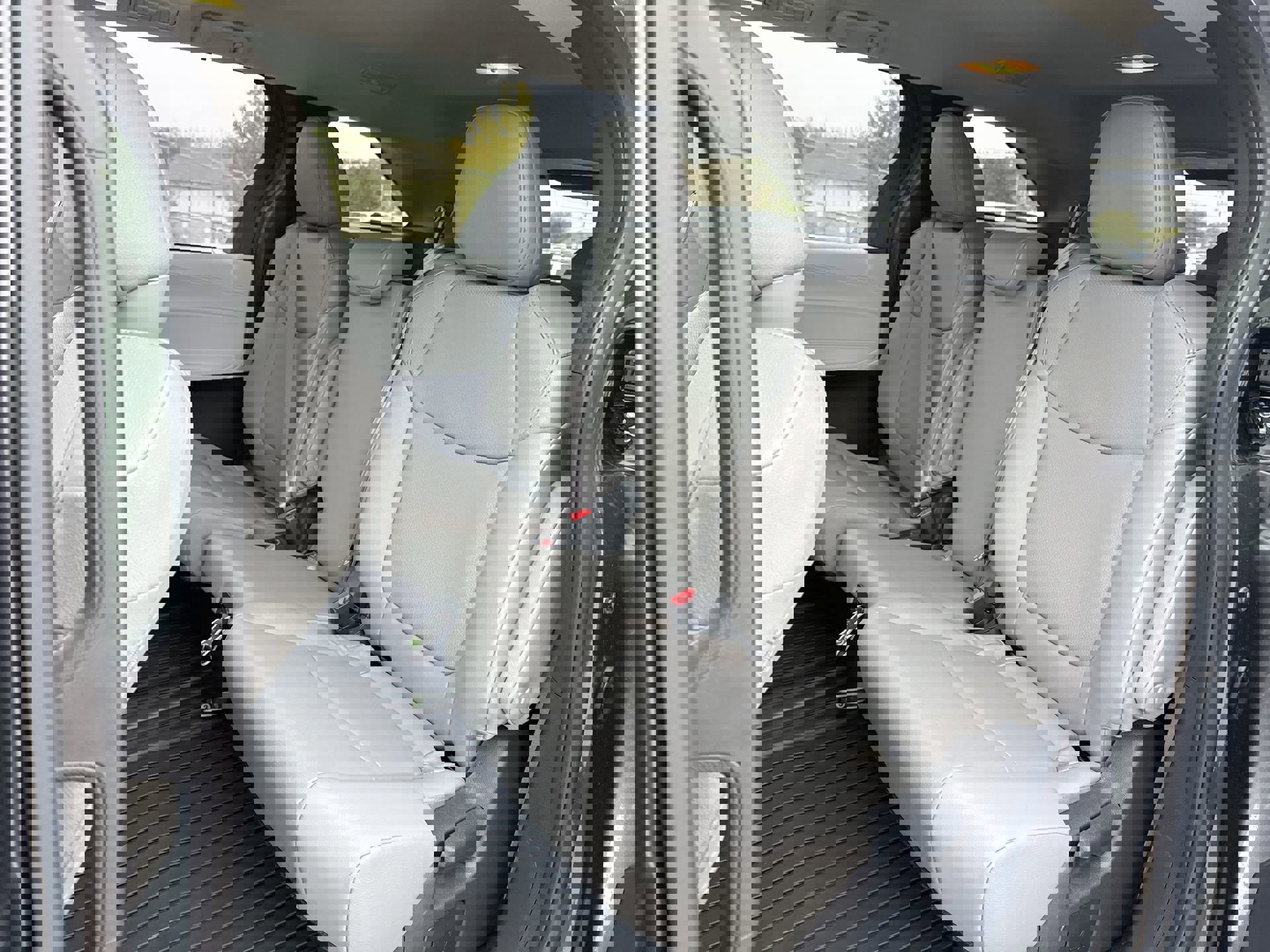 Certified 2025 Toyota Sienna XLE image 25
