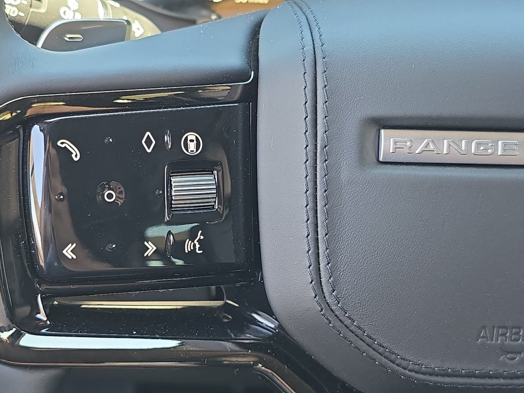 New 2026 Land Rover Range Rover Sport Dynamic SE AWD/4WD image 19