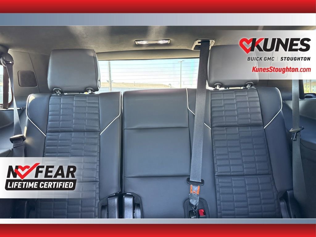 Used 2023 Cadillac Escalade Sport Platinum image 34