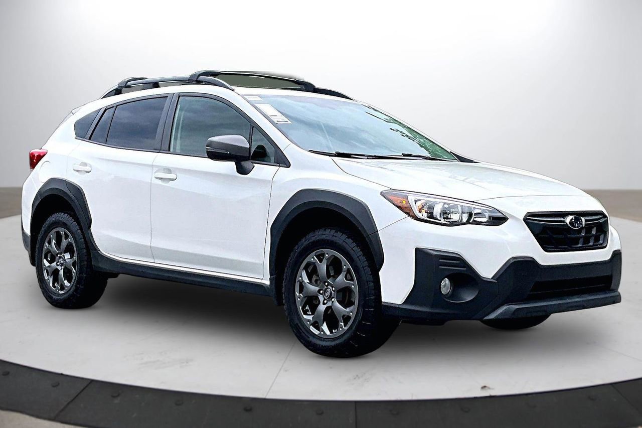 Used 2022 Subaru Crosstrek 2.5i Sport w/ Moonroof Package AWD/4WD image 2