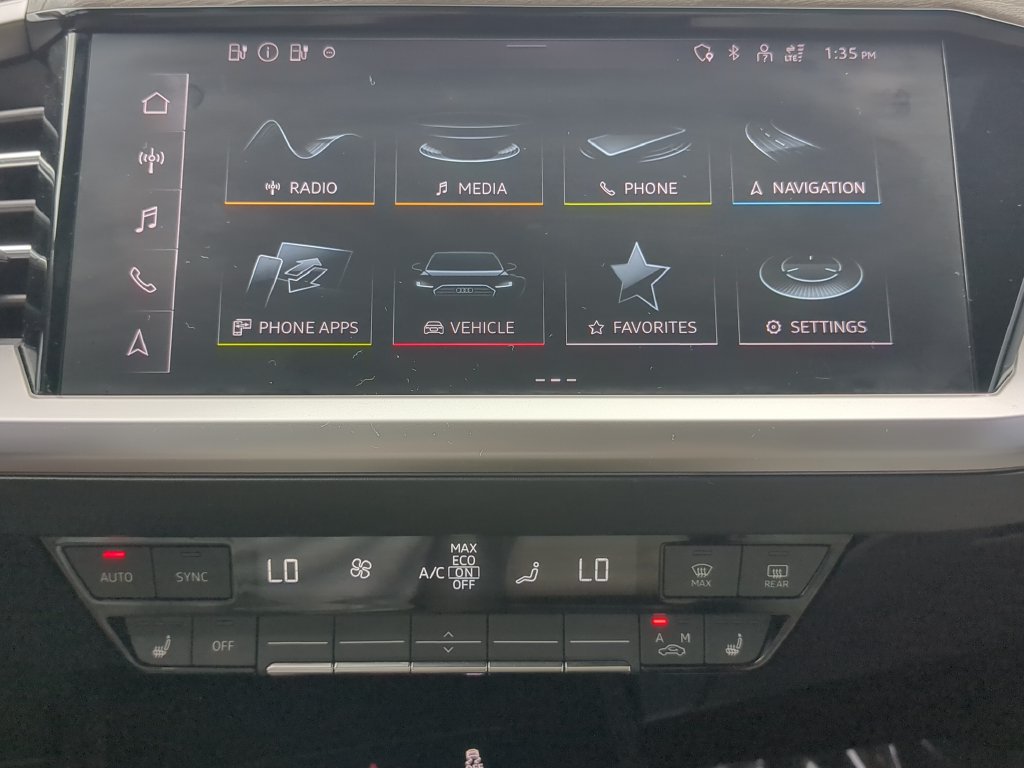 Used 2024 Audi Q4 e-tron Premium Plus AWD/4WD image 21