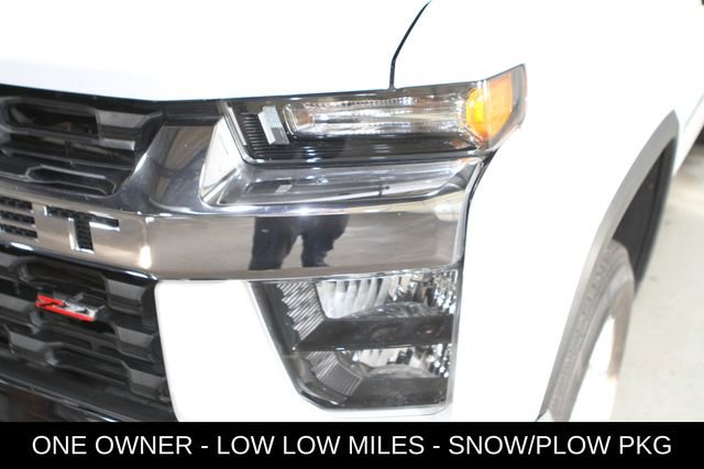 Used 2023 Chevrolet Silverado 2500 LT image 8