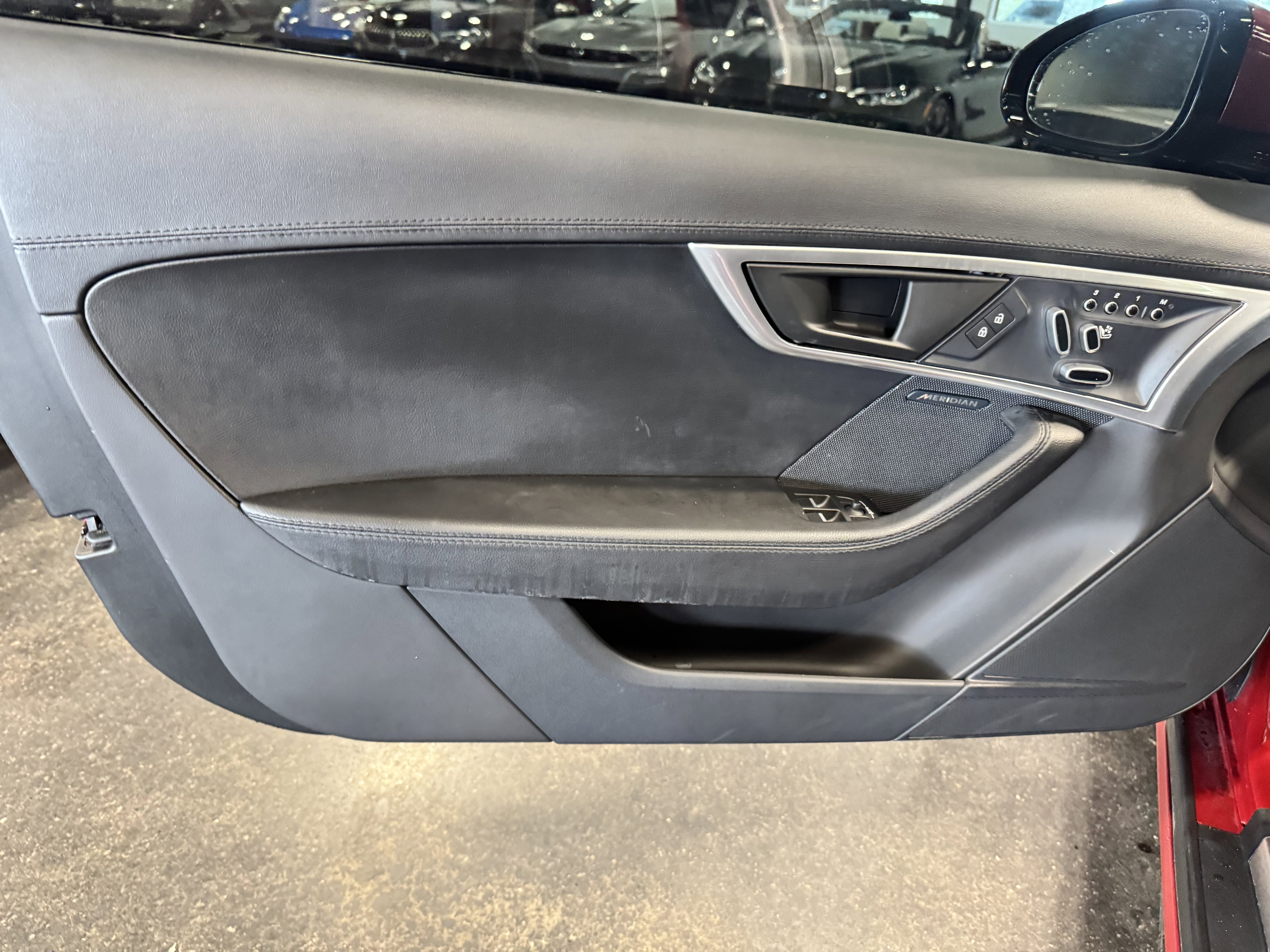 Used 2021 Jaguar F-TYPE R-Dynamic image 12