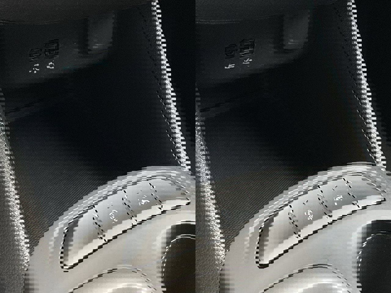 Used 2025 Buick Envista Preferred image 35