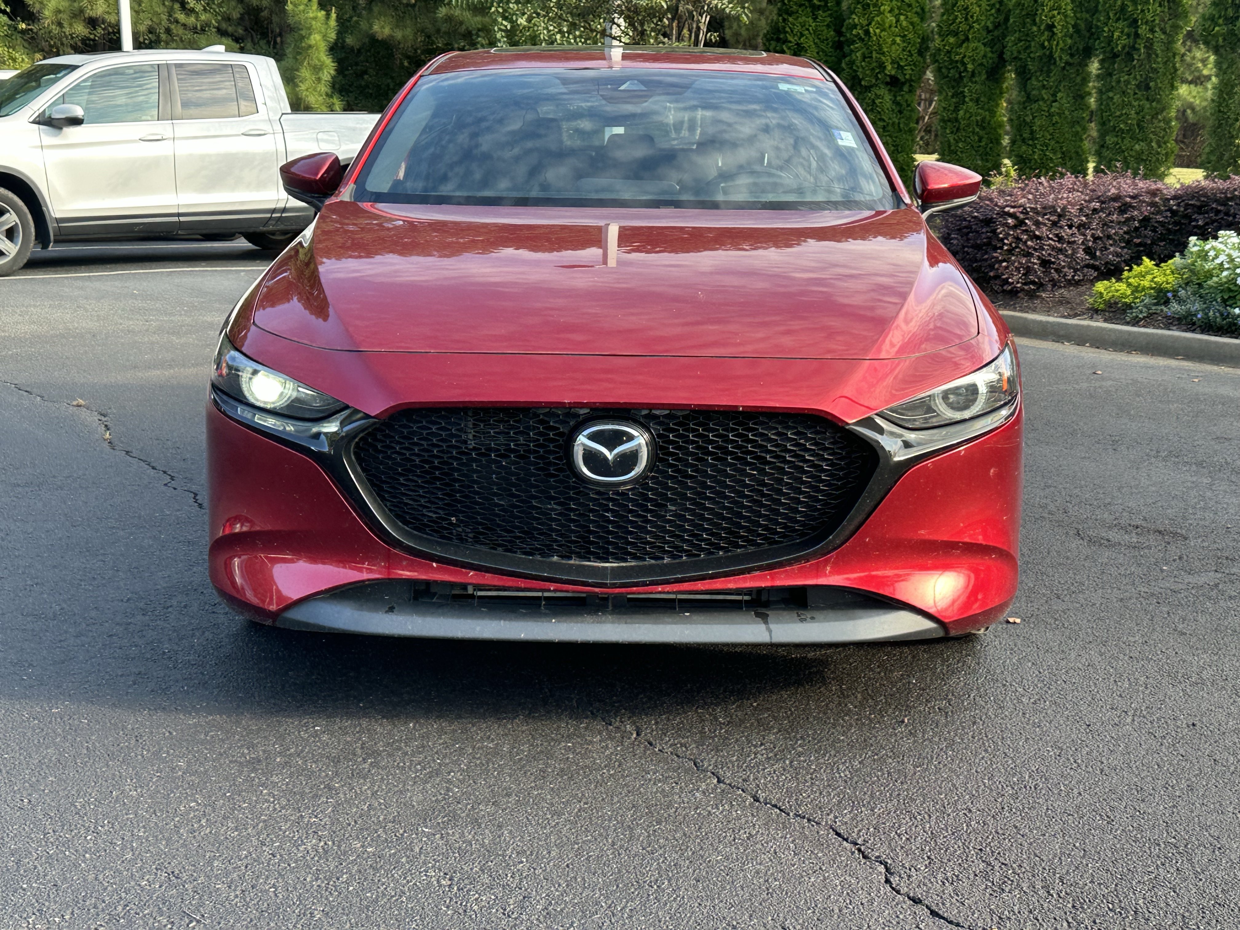 Used 2022 MAZDA MAZDA3 s FWD image 3