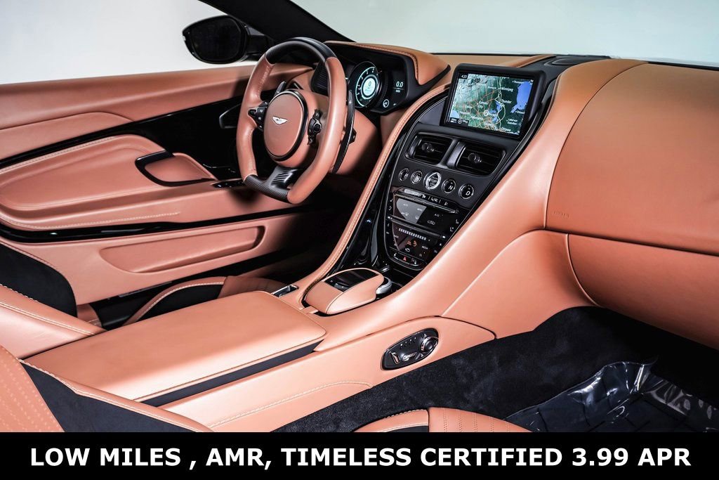 Used 2021 Aston Martin DB11 AMR image 16