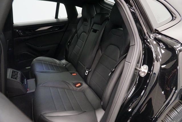 New 2026 Porsche Panamera 4 AWD/4WD image 25