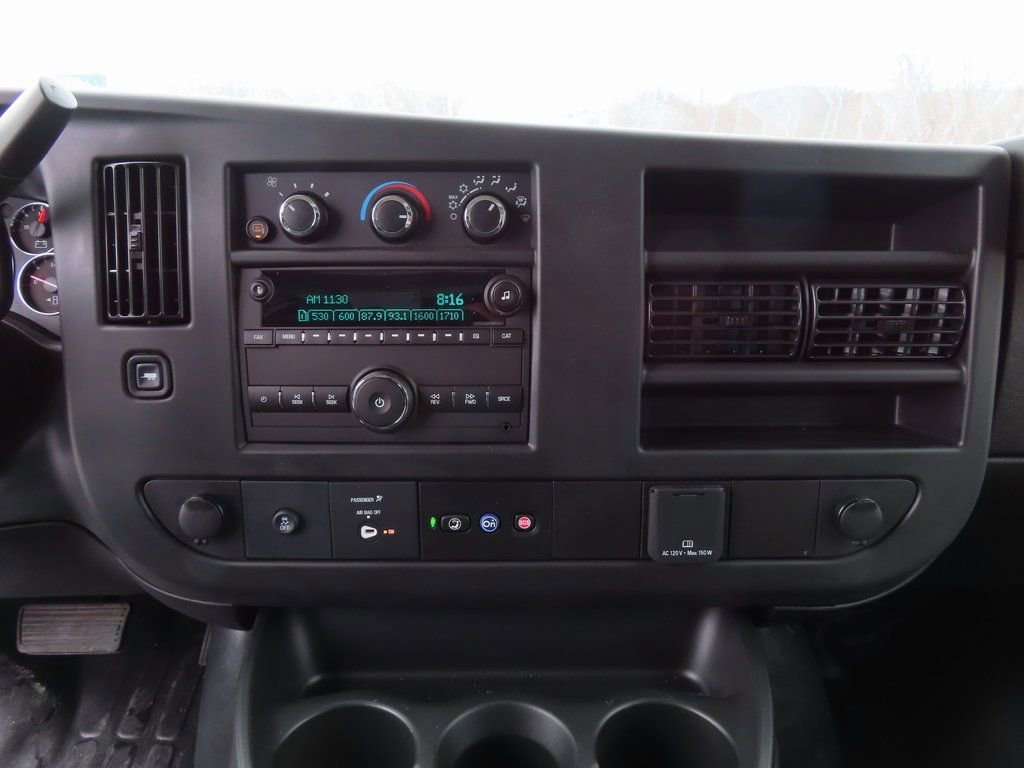 New 2025 Chevrolet Express 3500 w/ Power Convenience Package image 7