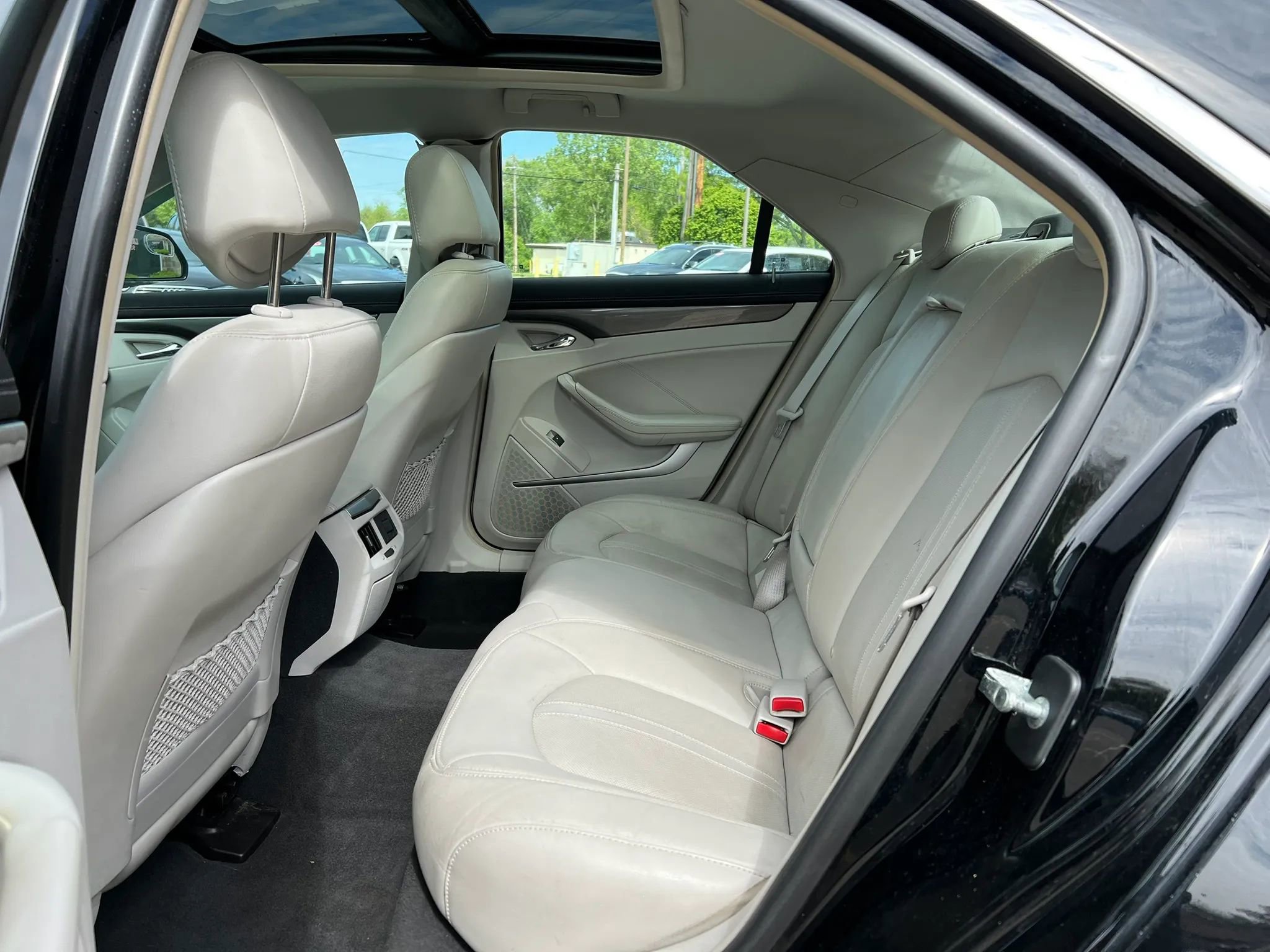 Used 2008 Cadillac CTS 3.6 AWD w/ Seating Package image 24