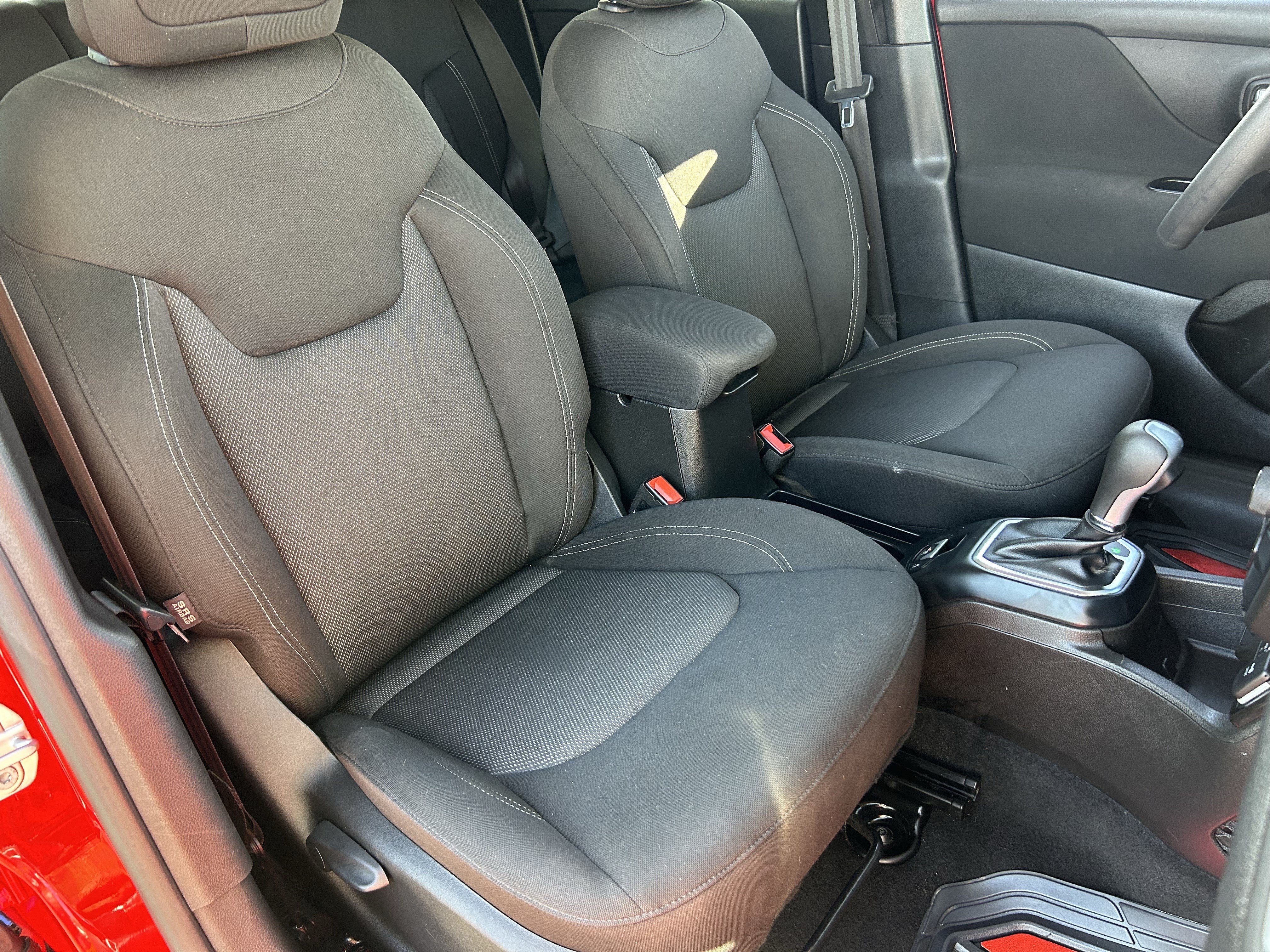 Used 2021 Jeep Renegade Sport AWD/4WD image 8
