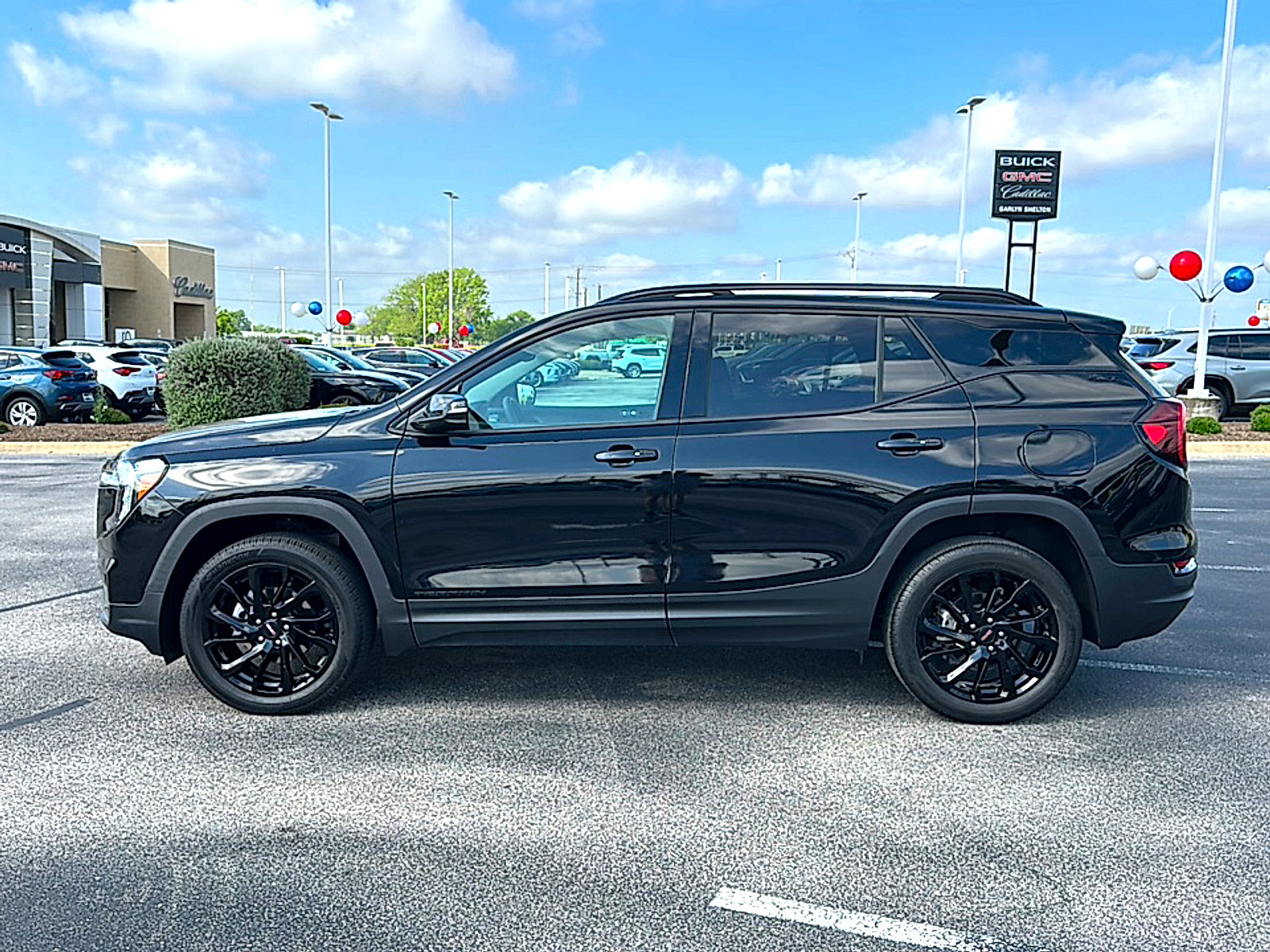 Used 2024 GMC Terrain SLT w/ Elevation Edition AWD/4WD image 5