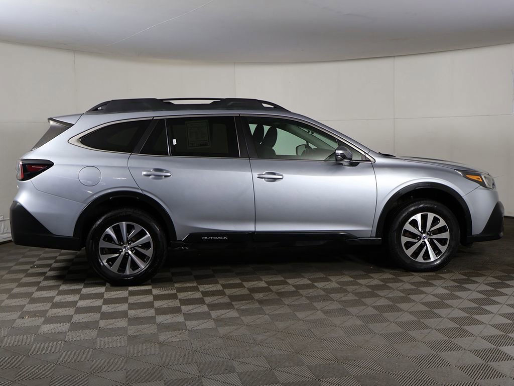 Used 2021 Subaru Outback Premium w/ Popular Package #1 AWD/4WD image 16