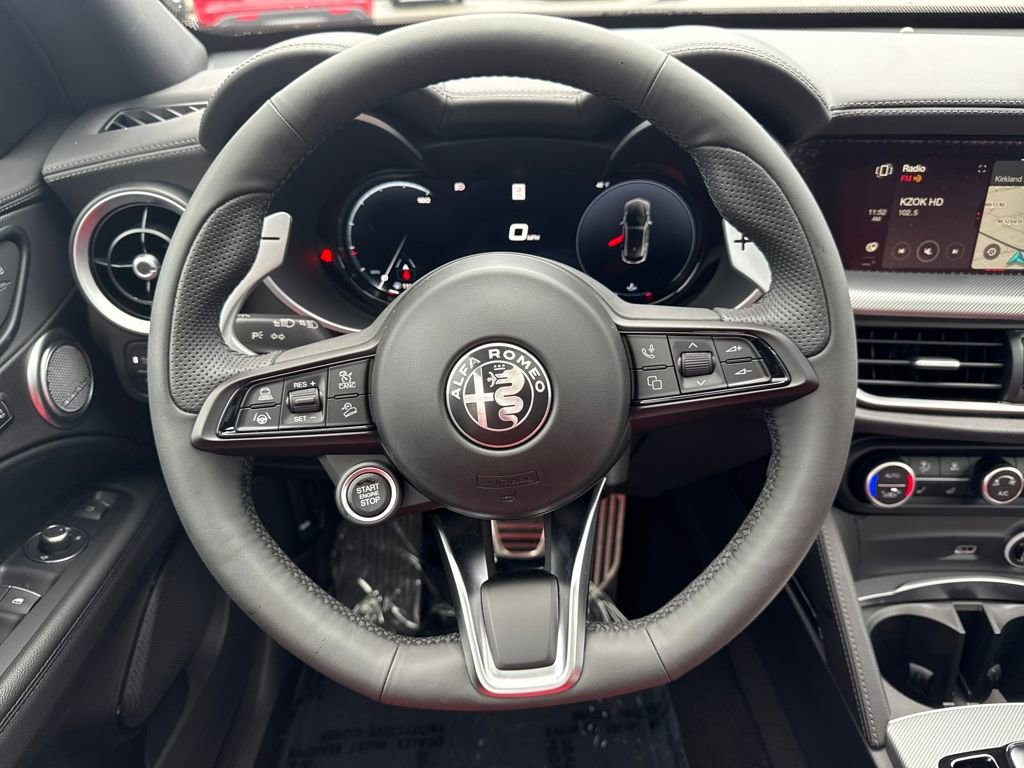 New 2025 Alfa Romeo Stelvio Sprint image 18