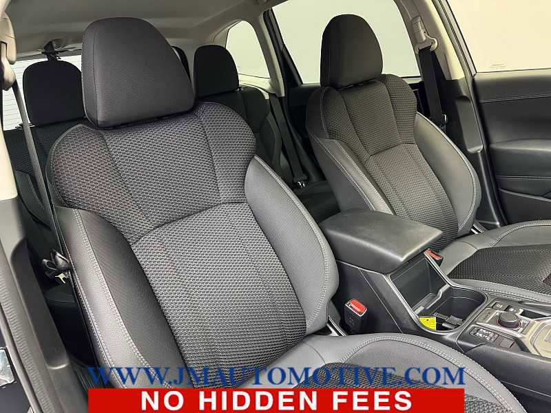 Used 2023 Subaru Forester Premium AWD/4WD image 21