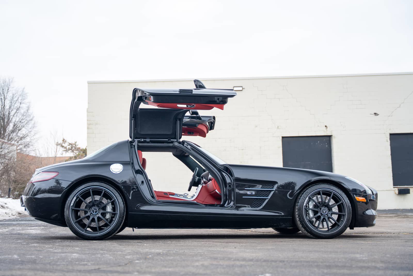 Used 2012 Mercedes-Benz SLS AMG Coupe image 5