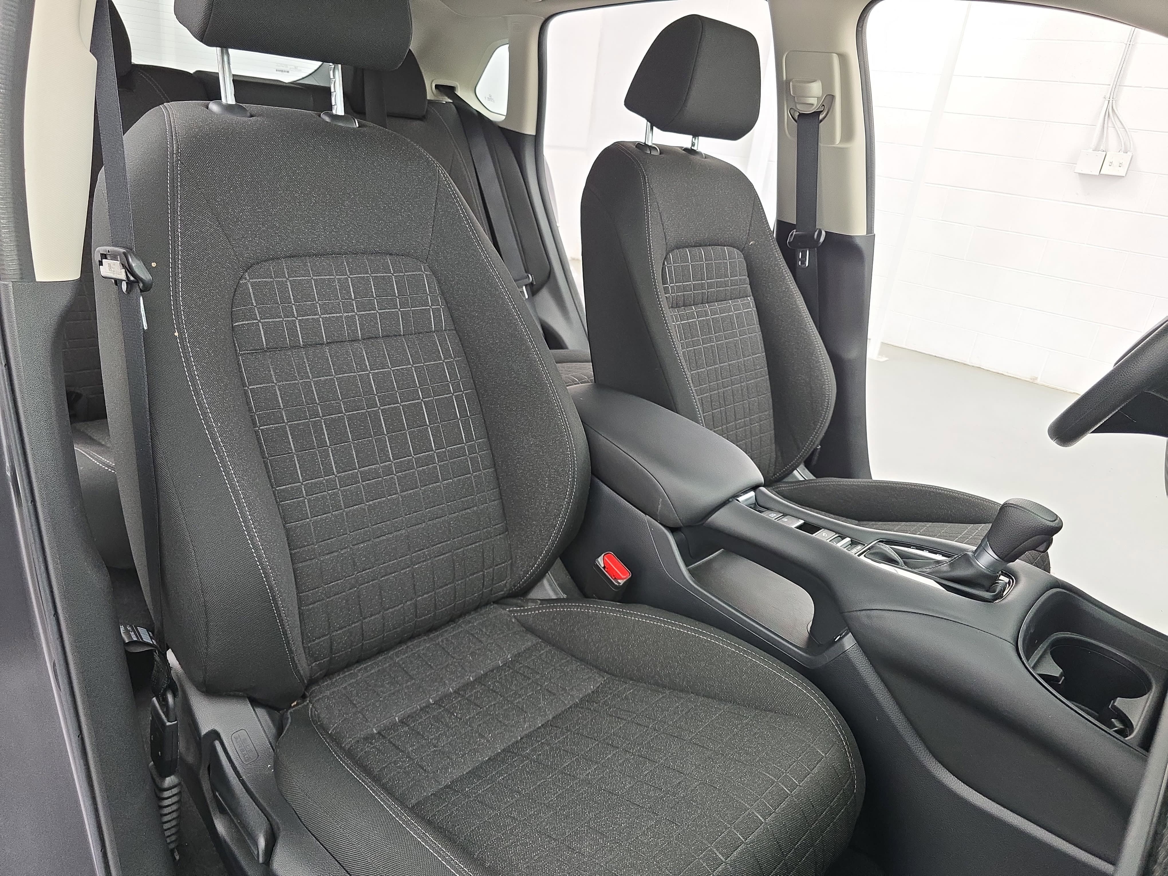 Used 2024 Honda HR-V LX image 10