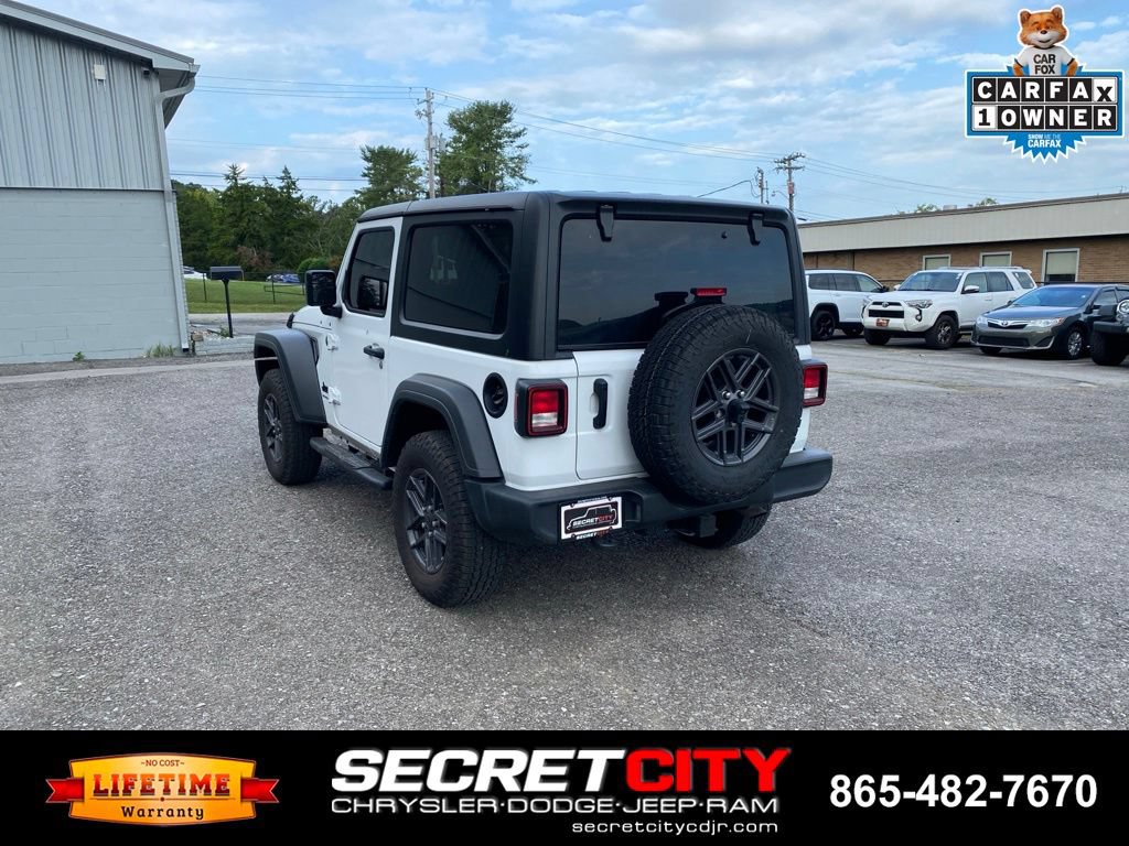 Used 2025 Jeep Wrangler Sport AWD/4WD image 7