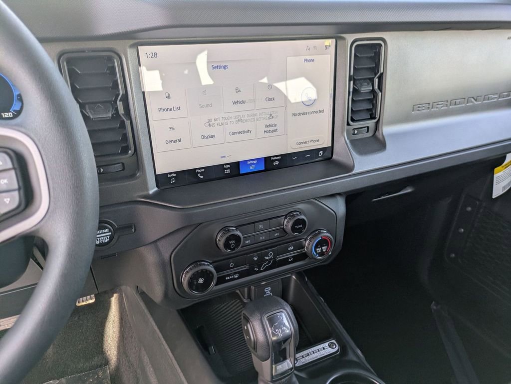 New 2025 Ford Bronco 4-Door image 29