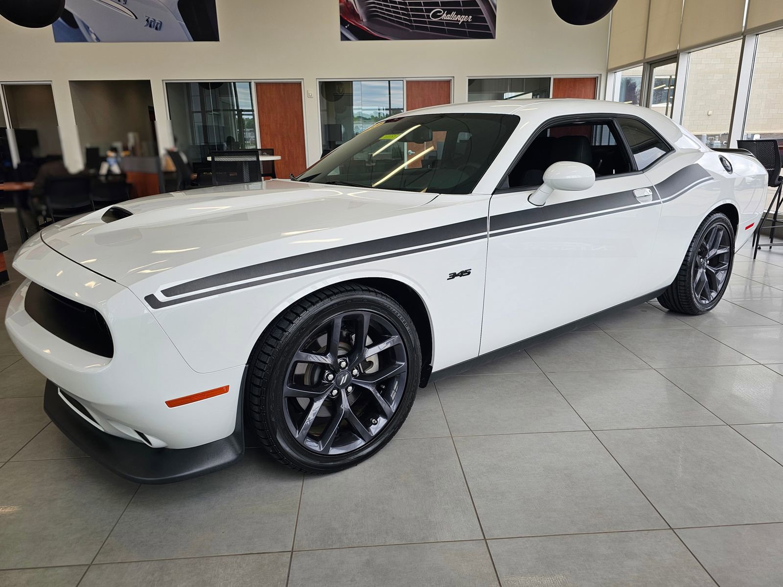 Used 2023 Dodge Challenger R/T w/ Blacktop Package RWD image 30