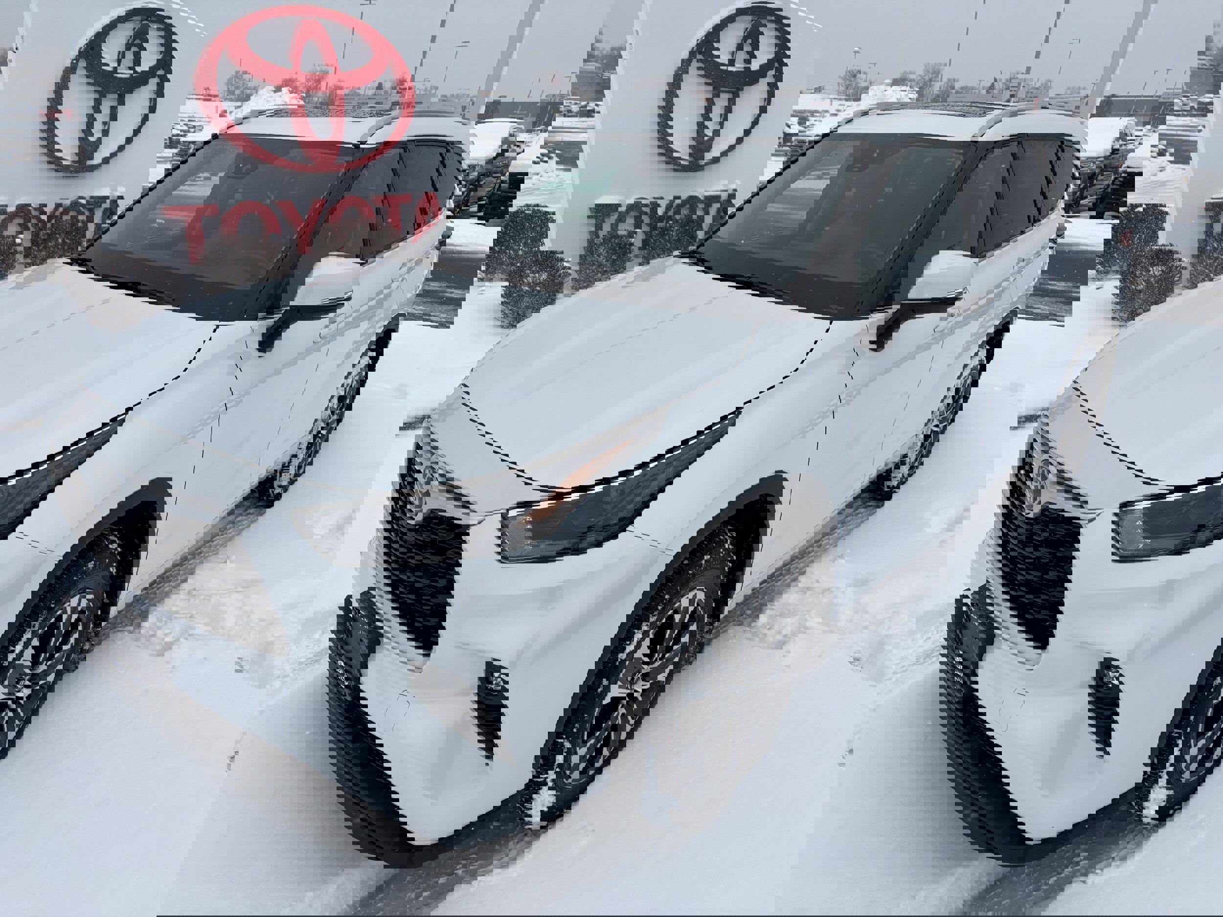 Used 2022 Toyota Highlander XLE