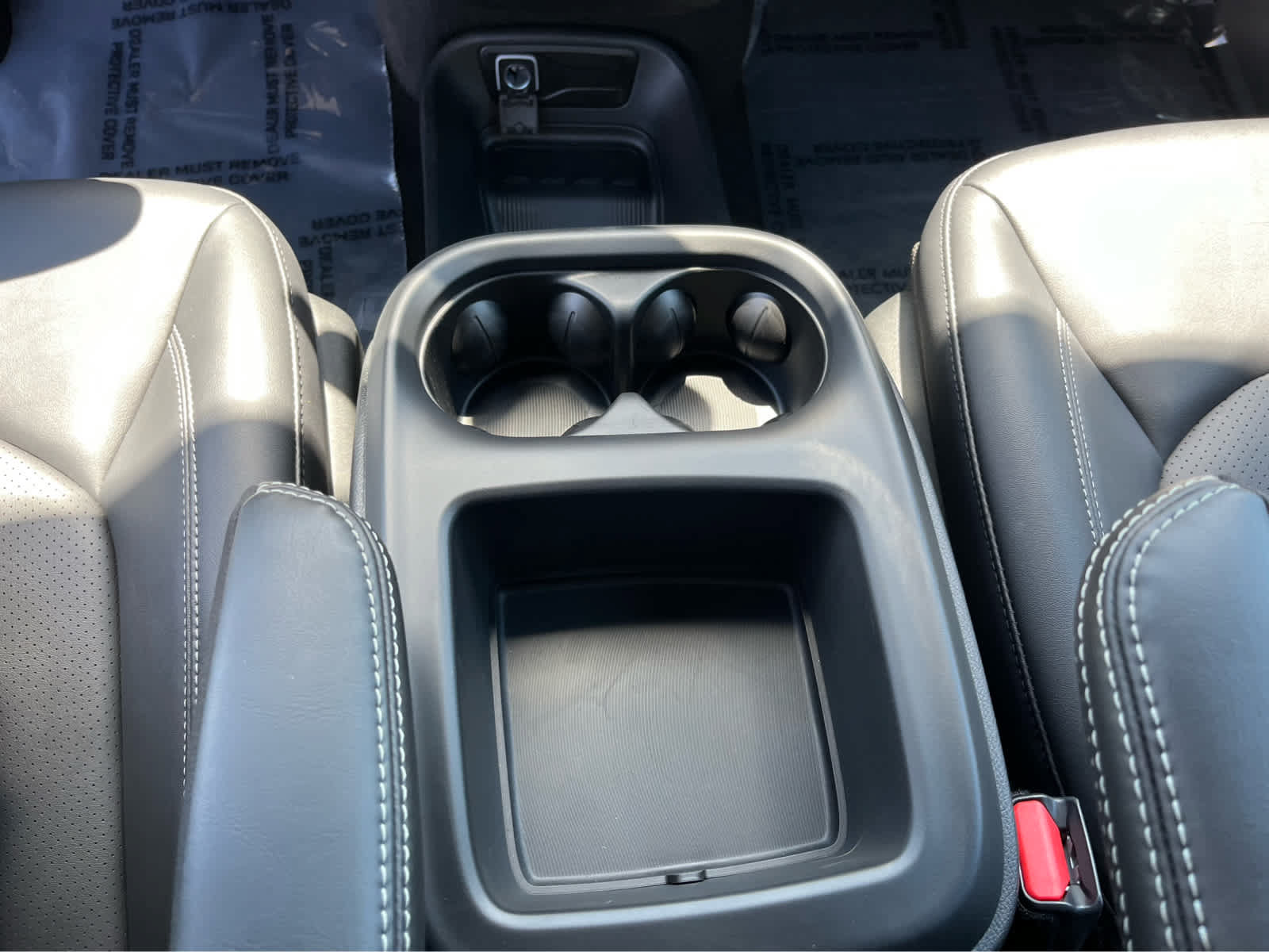 New 2026 Chrysler Pacifica Select FWD image 19