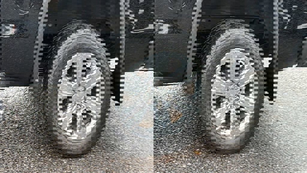 Used 2018 GMC Sierra 1500 SLT image 9