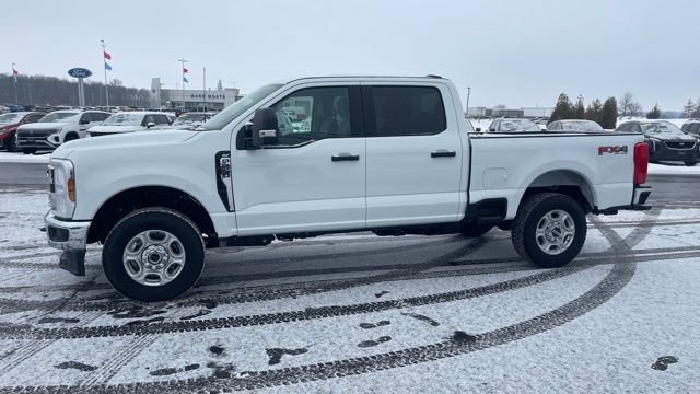 Used 2025 Ford F250 XLT w/ FX4 Off-Road Package image 2