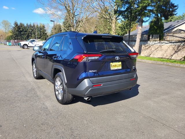 Used 2022 Toyota RAV4 XLE Premium AWD/4WD image 3
