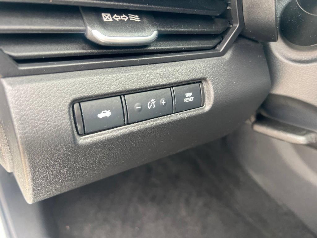 Used 2024 Nissan Altima 2.5 SR FWD image 41