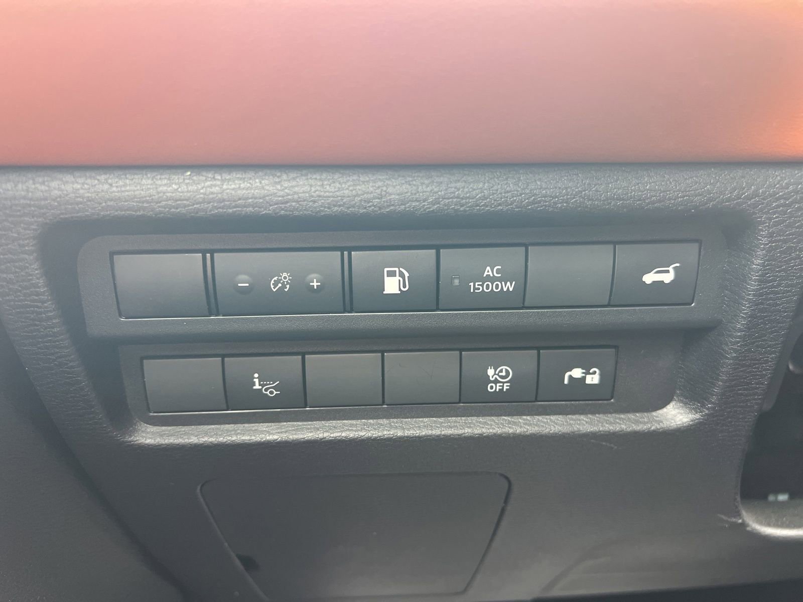 Used 2023 Mitsubishi Outlander SEL 40th Anniversary AWD/4WD image 18