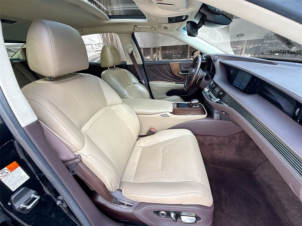 Used 2019 Lexus LS 500 image 33