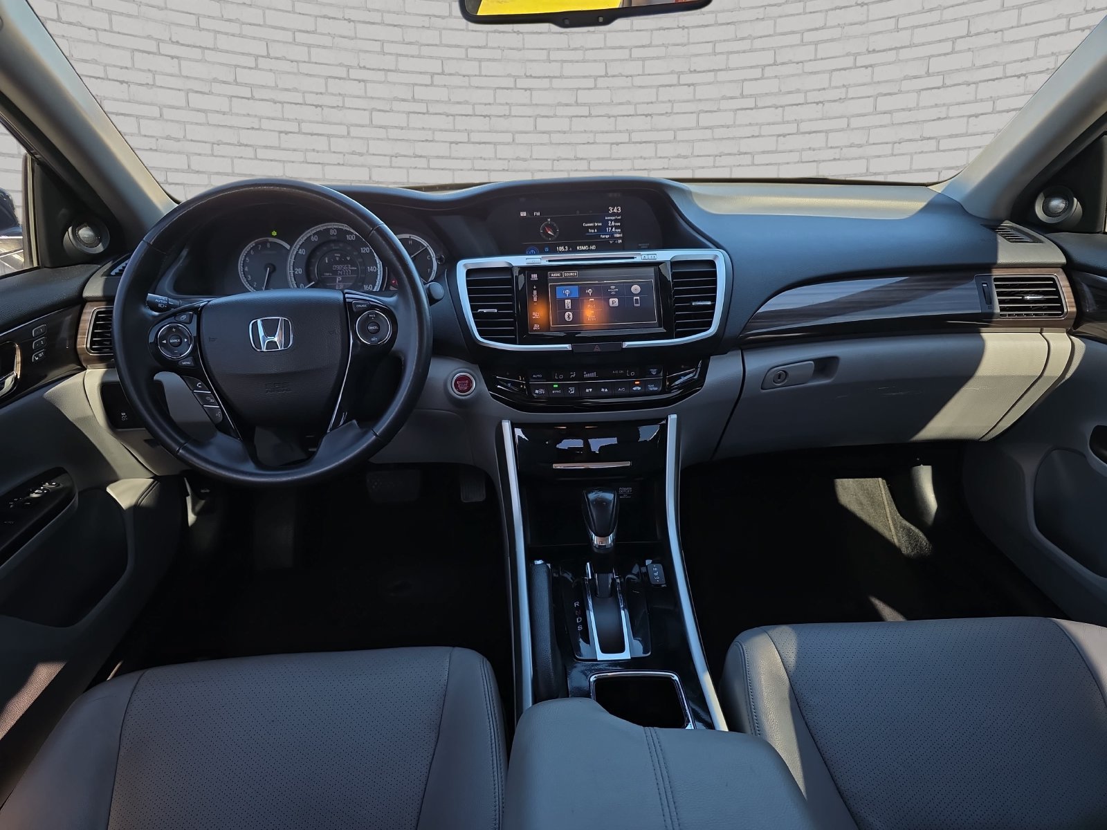 Used 2016 Honda Accord EX-L image 10