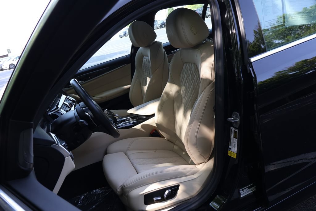Used 2023 BMW 530i w/ Premium Package RWD image 32