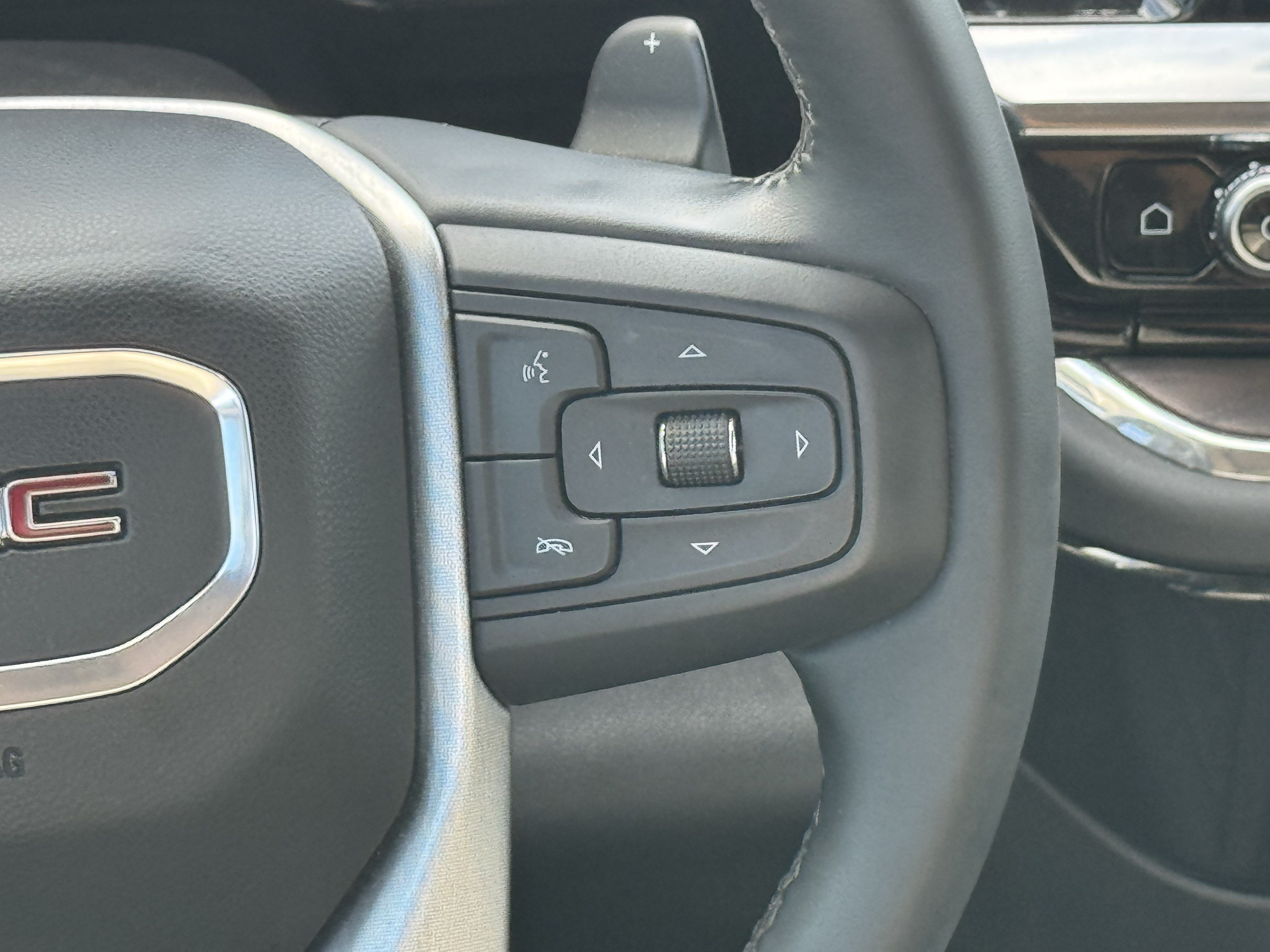 Used 2023 GMC Sierra 1500 SLT RWD image 14