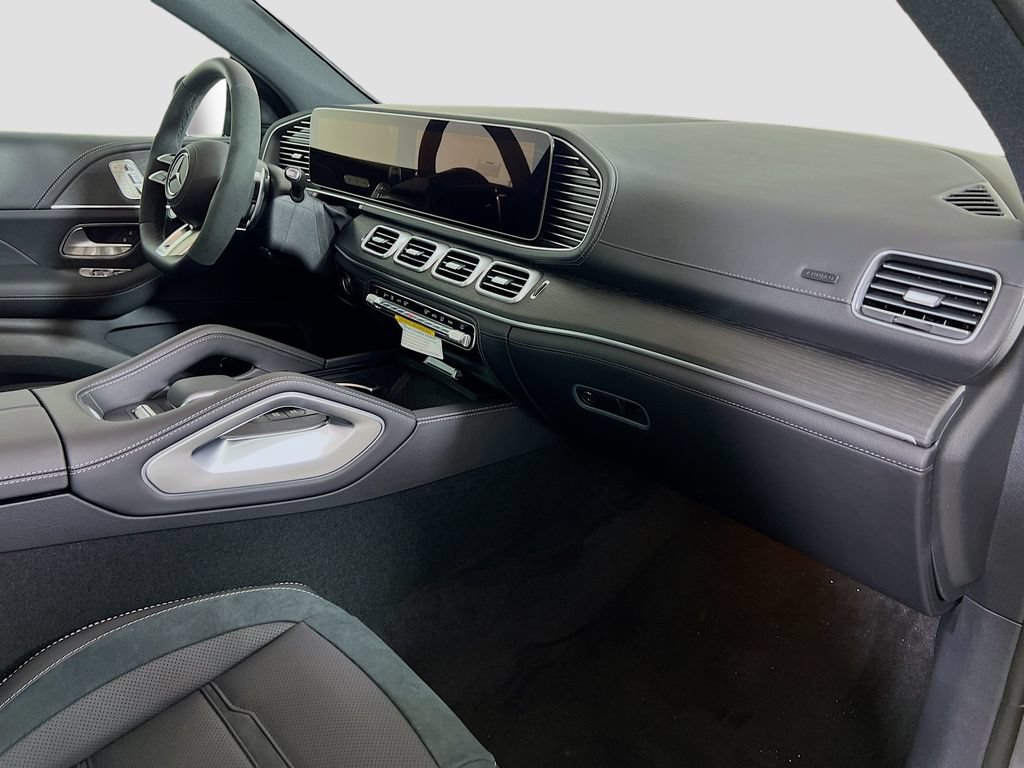 Used 2026 Mercedes-Benz GLE 53 AMG 4MATIC Coupe image 32