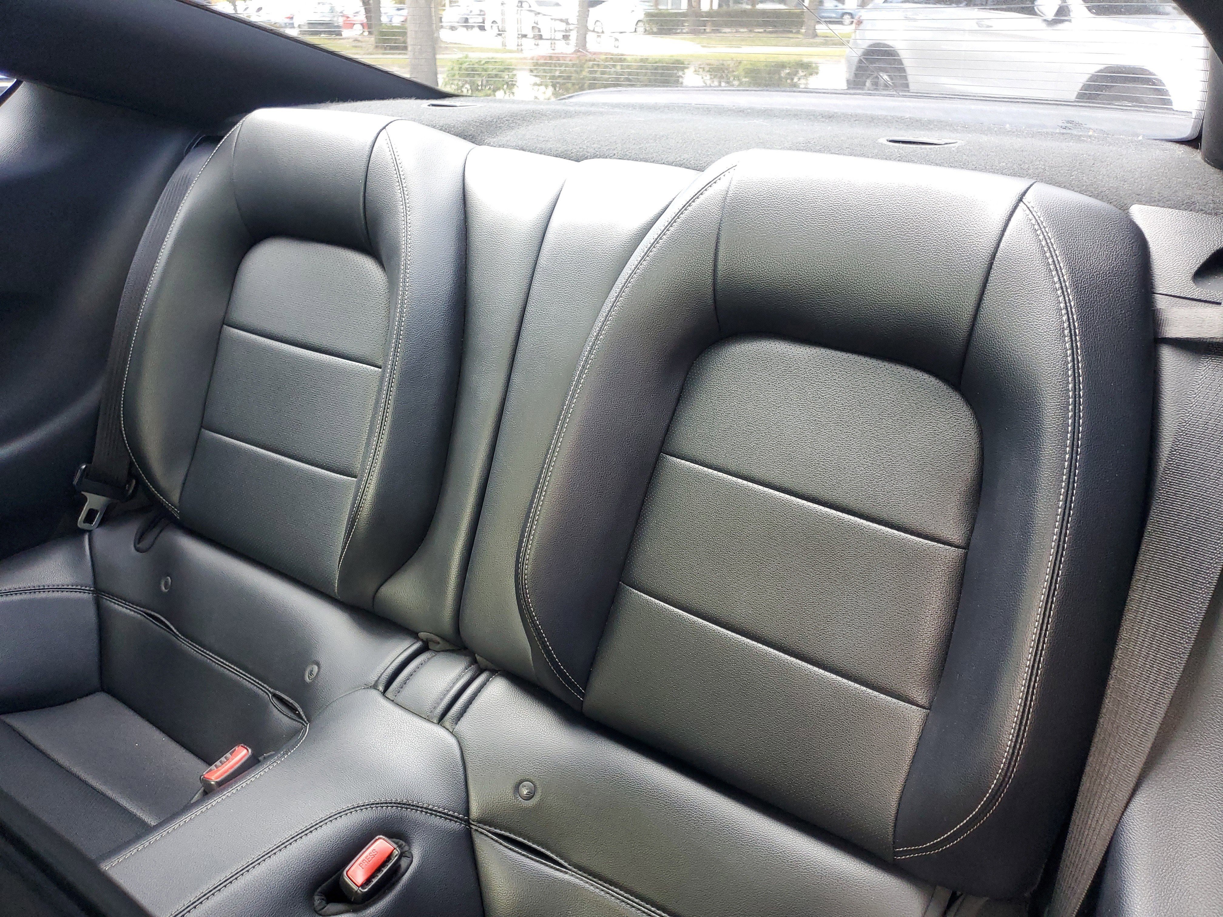 Used 2016 Ford Mustang Premium RWD image 13