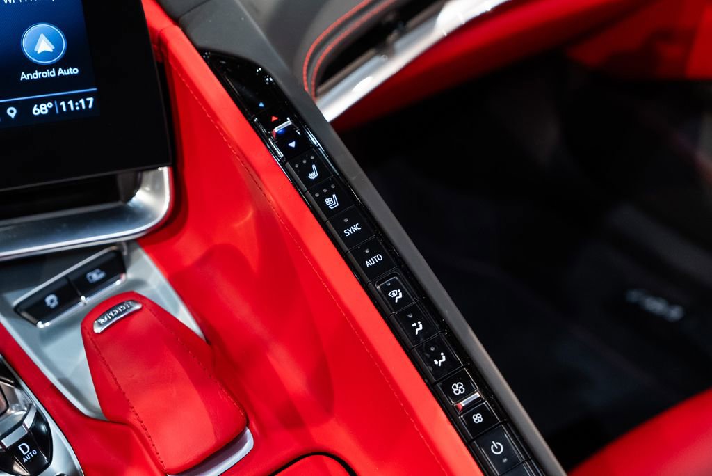 Used 2020 Chevrolet Corvette Stingray Premium Cpe w/ 3LT Preferred Equipment Group image 28