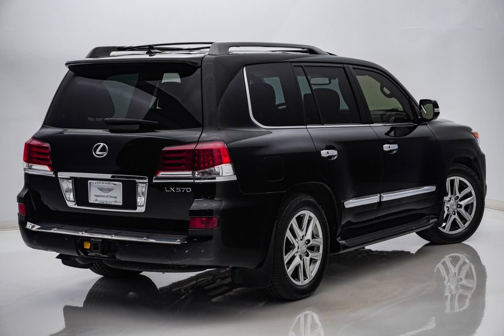 Used 2013 Lexus LX 570 4WD w/ Luxury Pkg image 11