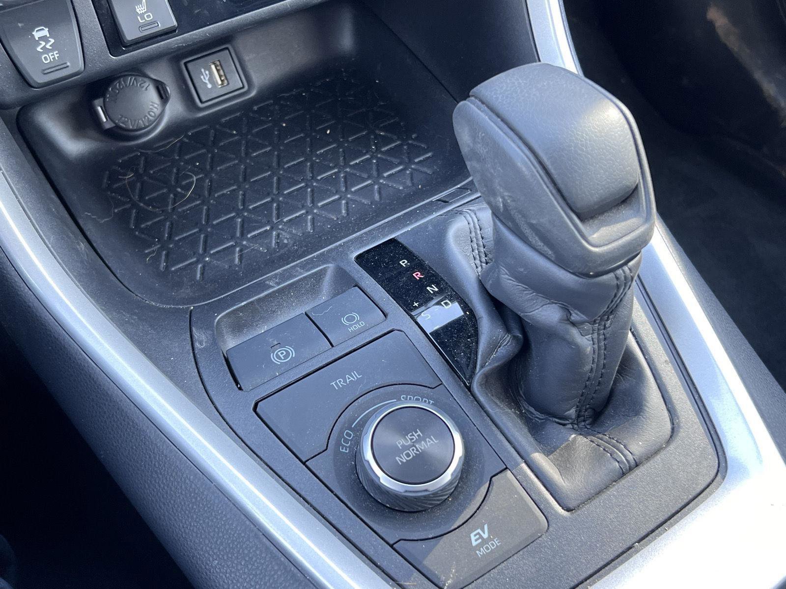 Used 2024 Toyota RAV4 AWD Hybrid w/ Weather Package image 9