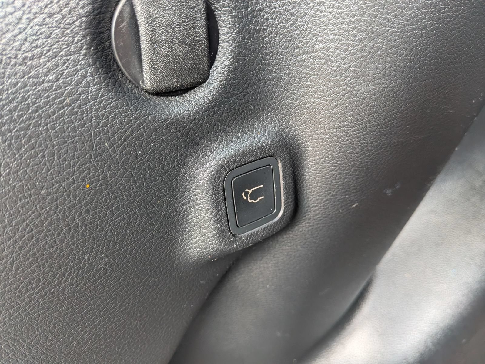 Used 2019 Jeep Compass Limited AWD/4WD image 30